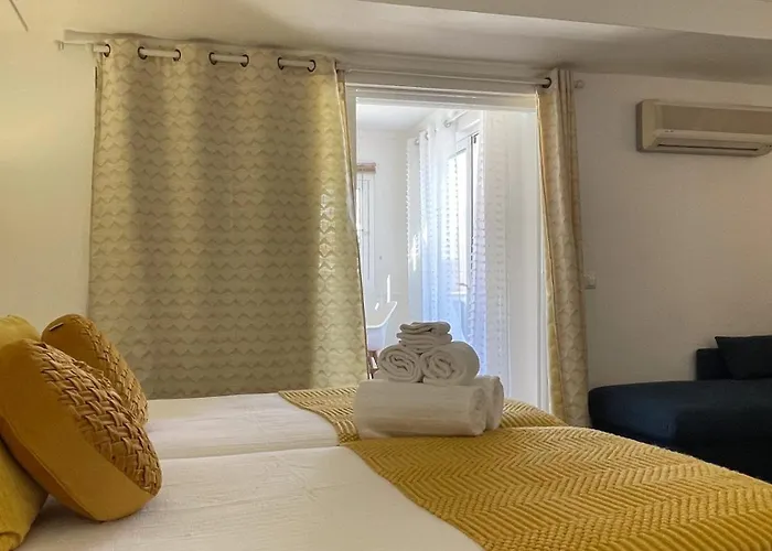 Sofeelings, Estudio Sol, Baixa De *