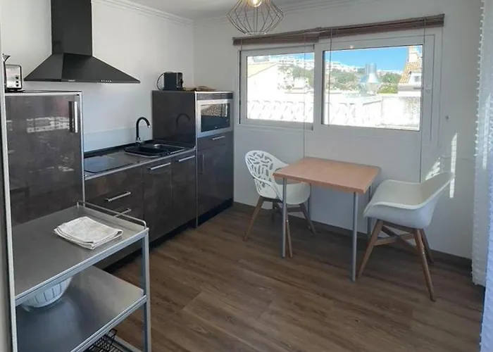 Sofeelings, Estudio Sol, Baixa De *